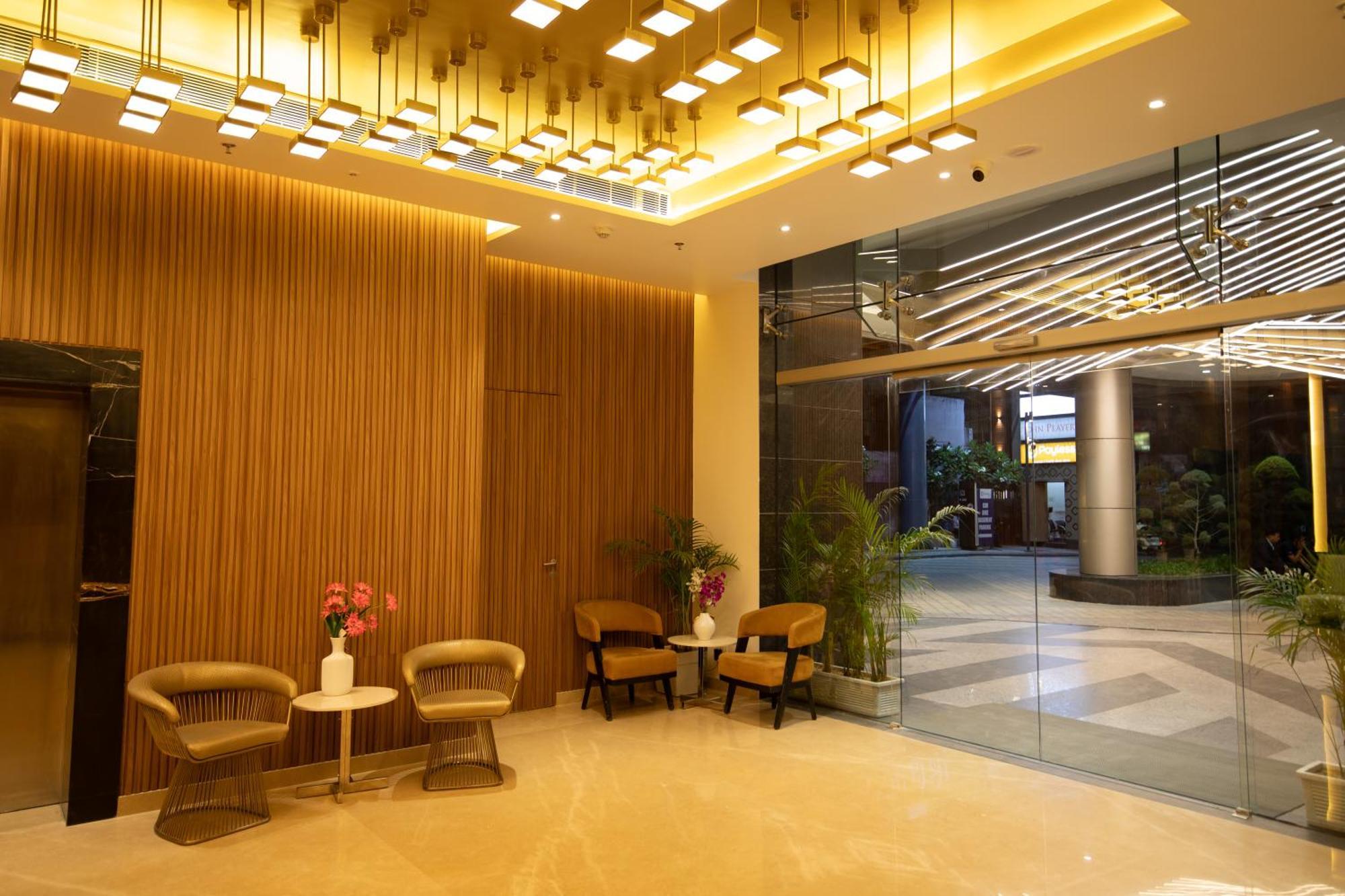 Hometel Alambagh Lucknow - A Sarovar Hotel Exterior photo